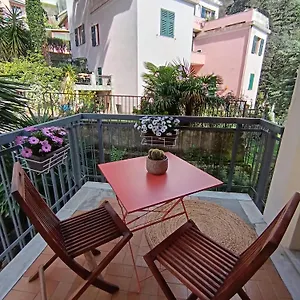 Appartamento Forti Genova-free Parking Castellaccio, Genova