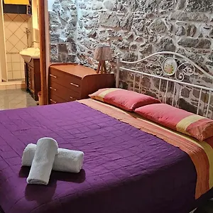 Stone House Casa vacanze Montalbano Elicona